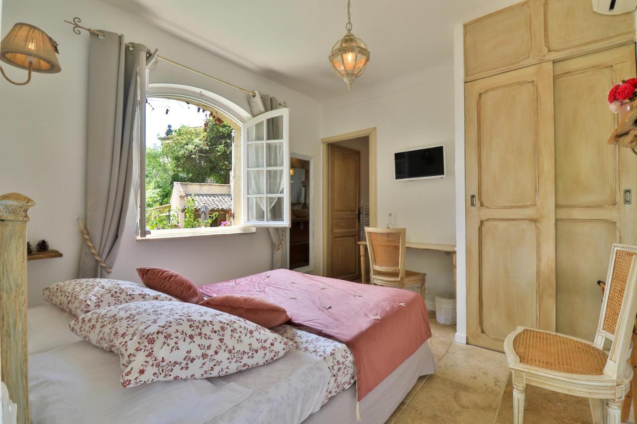 Bed and Breakfast Le Mazet De Tourrettes Zewnętrze zdjęcie