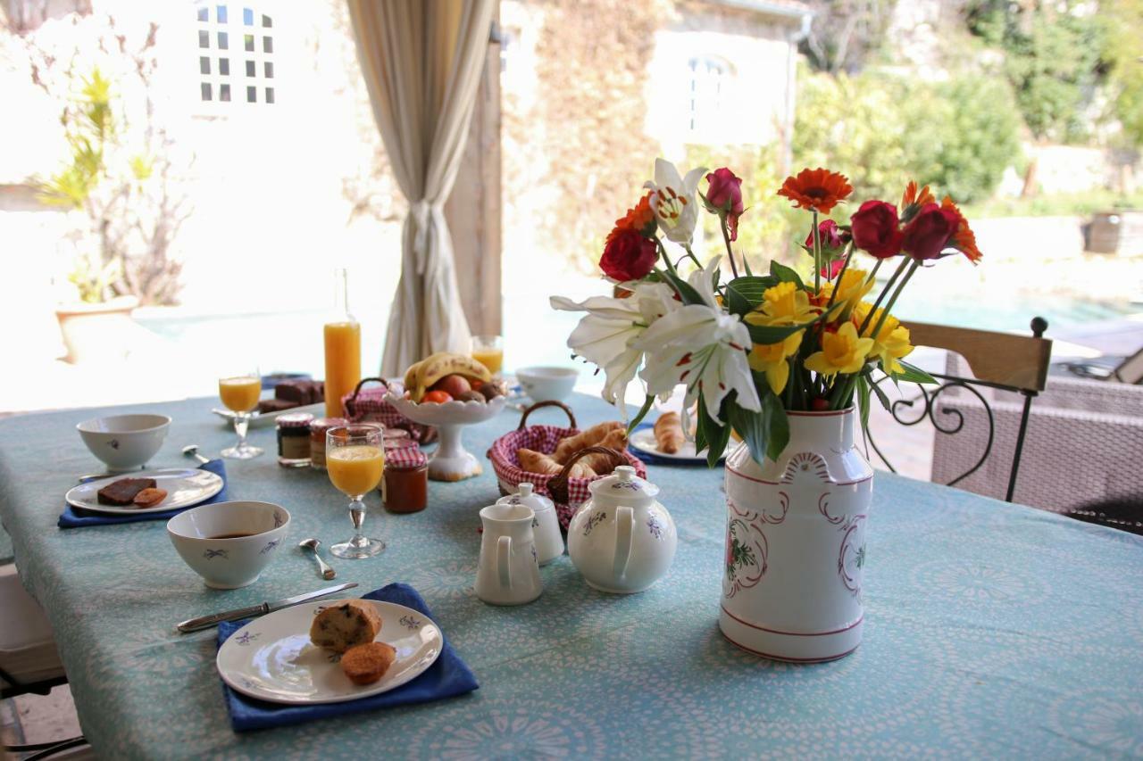 Bed and Breakfast Le Mazet De Tourrettes Zewnętrze zdjęcie