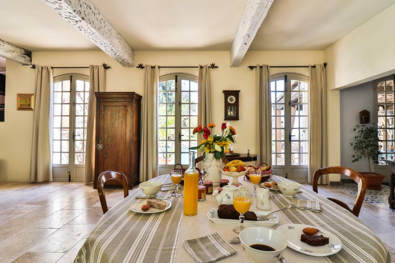 Bed and Breakfast Le Mazet De Tourrettes Zewnętrze zdjęcie